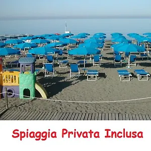 Flora Marina Di Bibbona